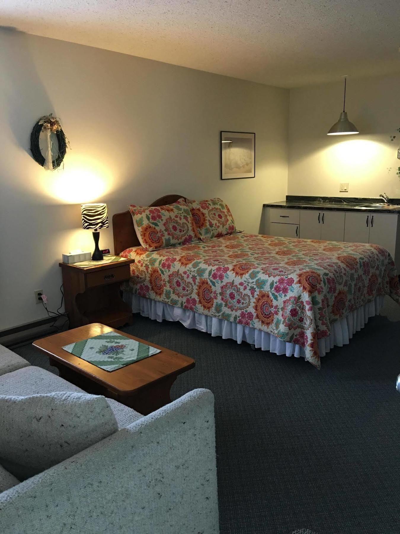 Chase Country Inn Ngoại thất bức ảnh