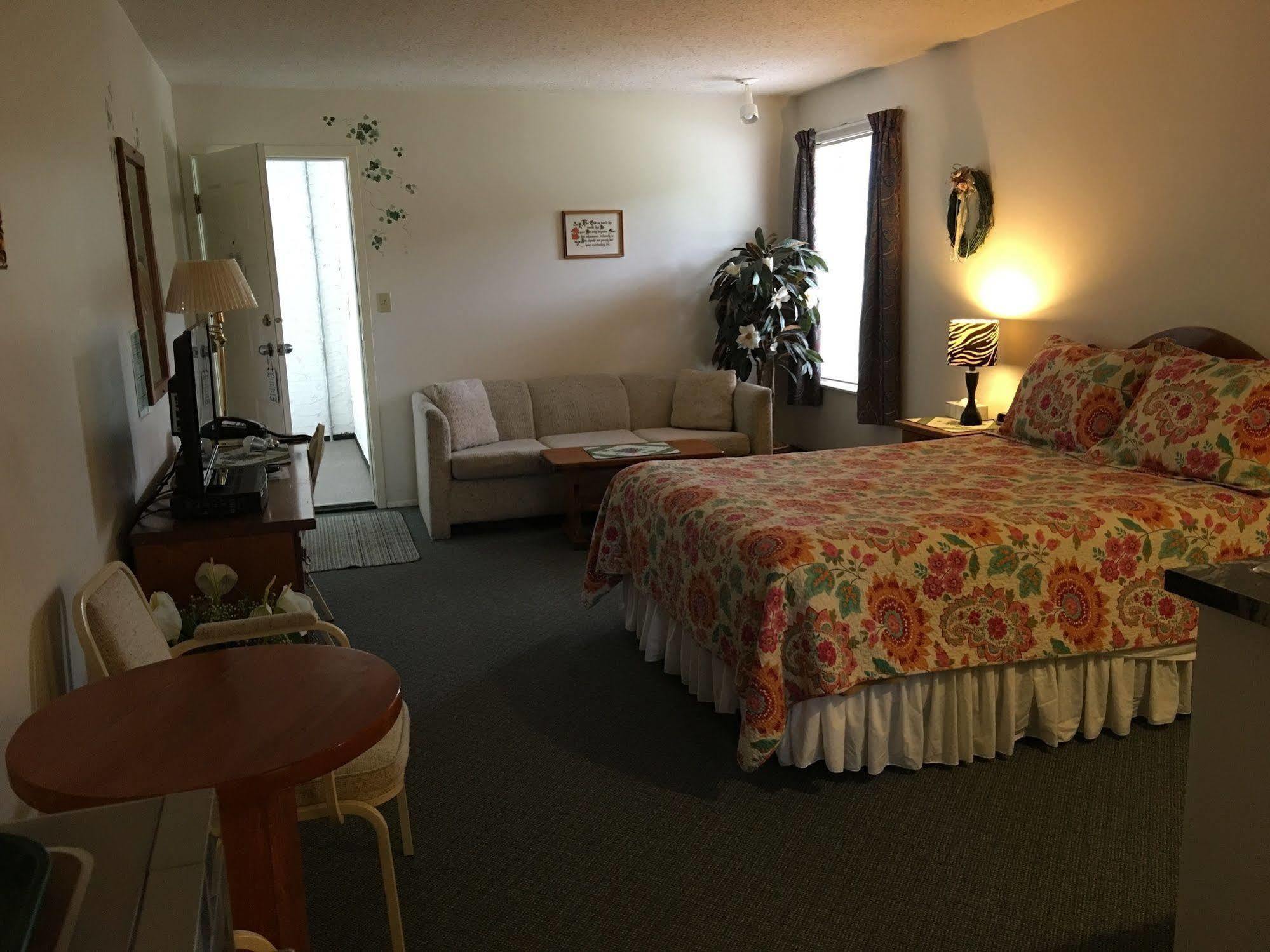 Chase Country Inn Ngoại thất bức ảnh